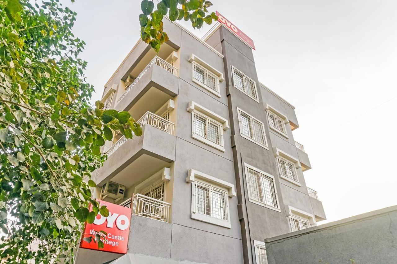 Oyo White Castle Heritage Near Pune Airport Bagian luar foto